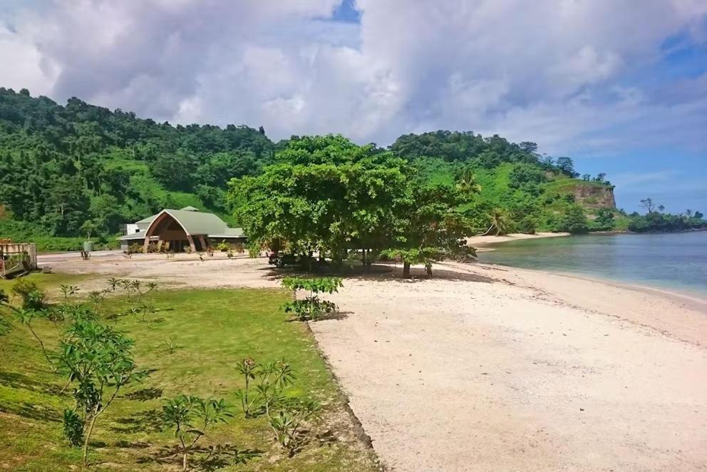 Survivor Samoa Beach Resort Falelatai Esterno foto